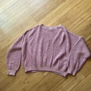 Baggy sleeved pink sweater